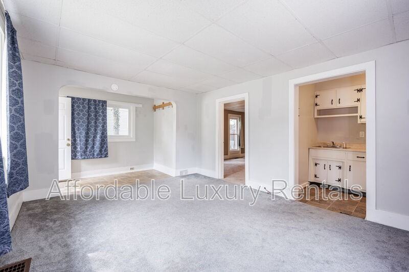 77 State St #1 - Photo 6 of 14