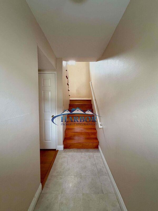 1258 W 25th St #2 - Photo 2 of 17