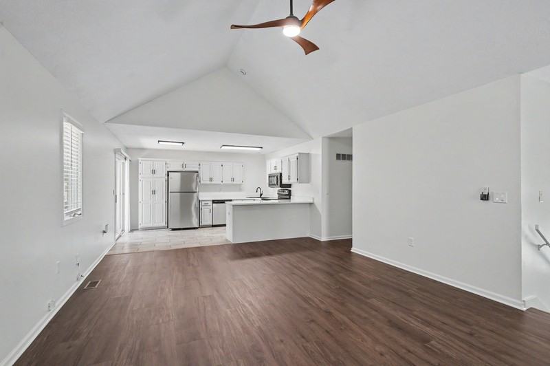 3412 Augusta Dr - Photo 6 of 30