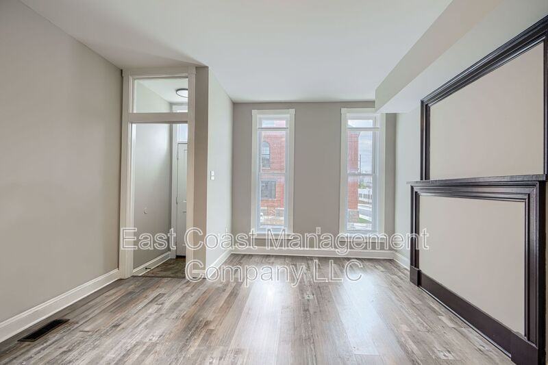 2102 E Biddle St - Photo 7 of 31