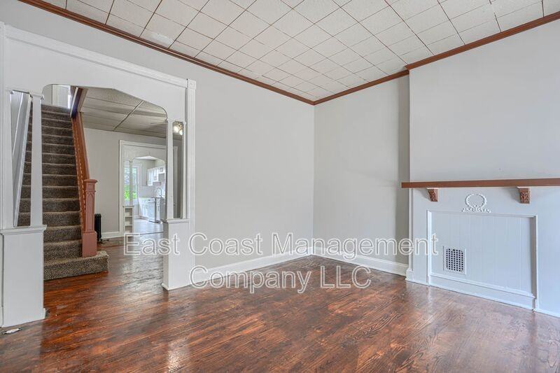 2107 W Saratoga St - Photo 5 of 24