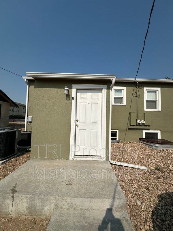 2234 9th Ave #BS - Photo 2 of 13