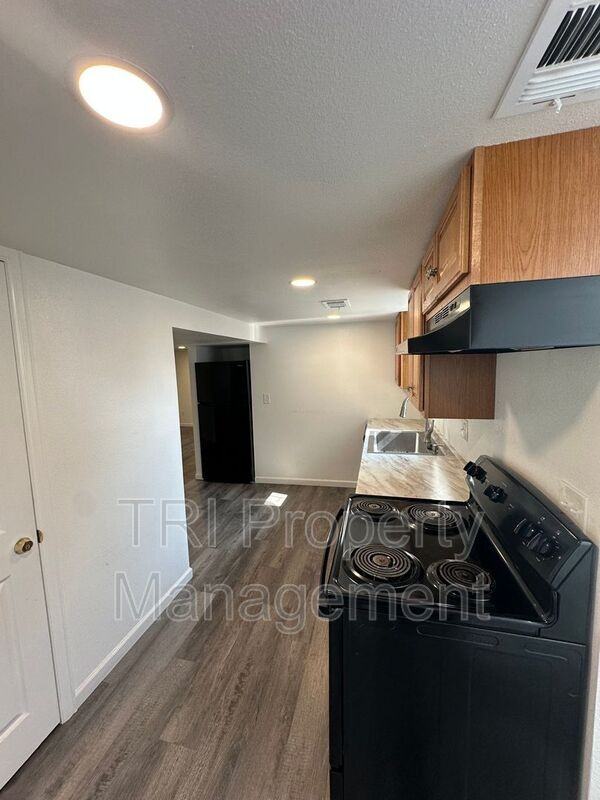 2234 9th Ave #BS - Photo 4 of 13