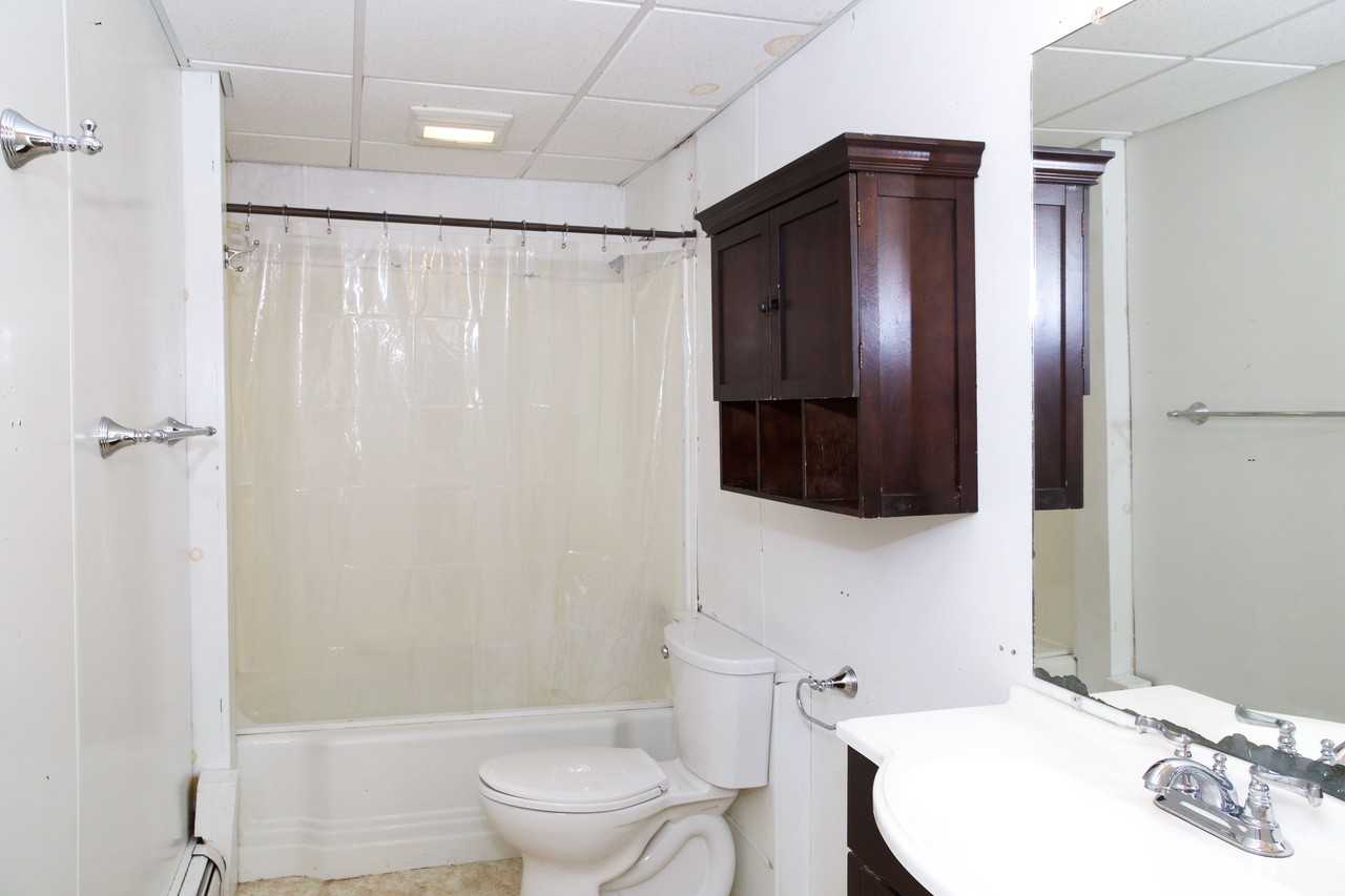 55 Loomis Street #B - Photo 7 of 10