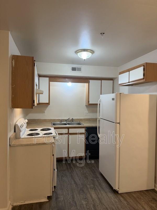 308 Ardale Dr - Photo 3 of 12
