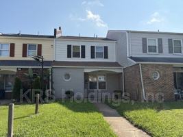 featured image of 5730 E Hastings Arch