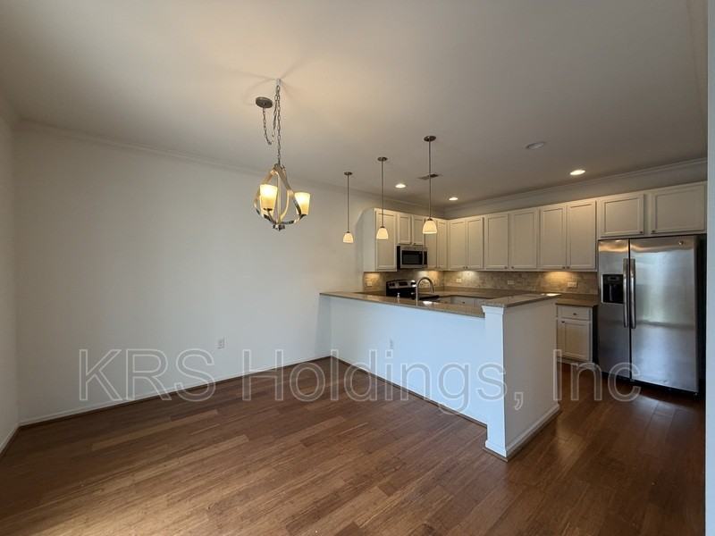 1517 Rollesby Way #24 - Photo 4 of 14
