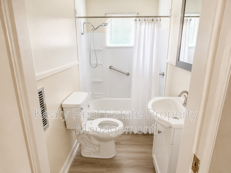 116 Marie St - Photo 2 of 13
