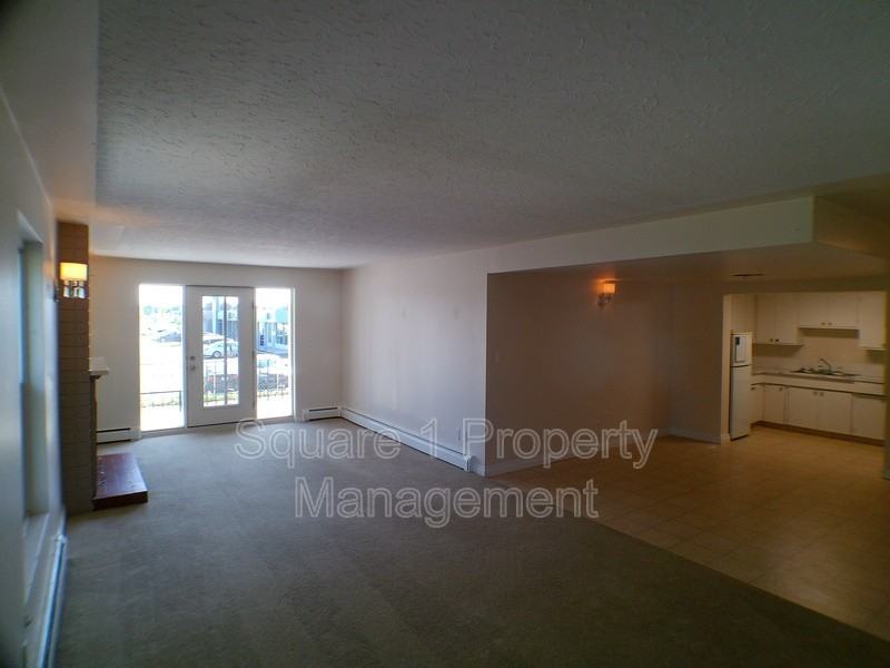 6233 124 St Nw - Photo 3 of 13
