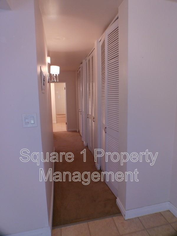 6233 124 St Nw - Photo 6 of 13
