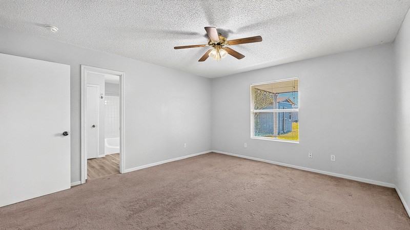 3202 Tom Lockett Dr - Photo 5 of 15