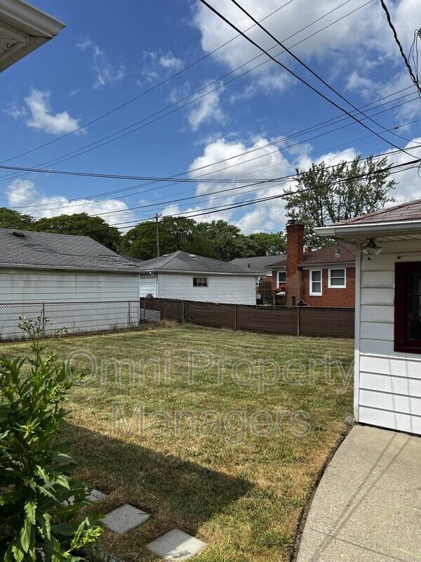 19431 Stephens Dr - Photo 6 of 39