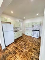 featured image of 328 W Marion St