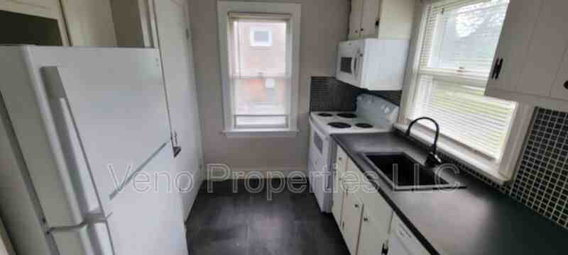 186 Winthrop Ave - Photo 5 of 30