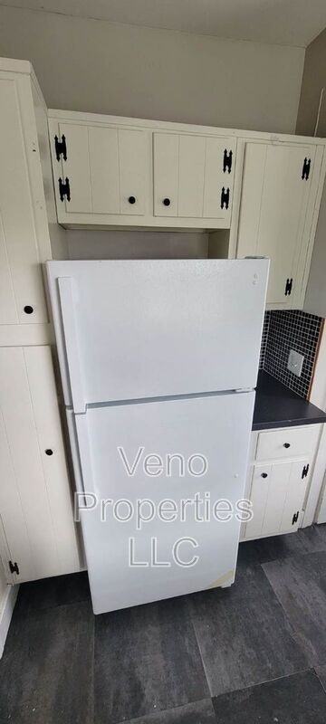 186 Winthrop Ave - Photo 7 of 30