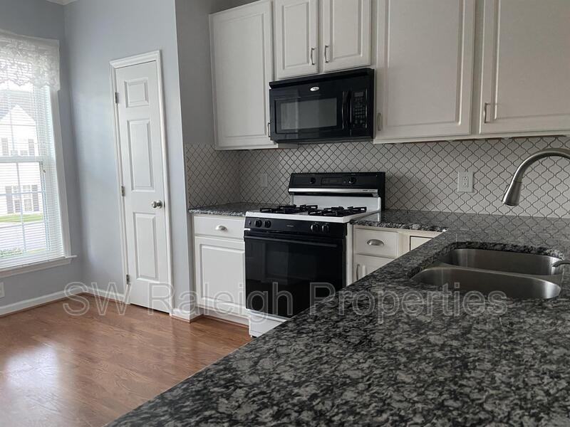5343 Cog Hill Ct - Photo 3 of 31