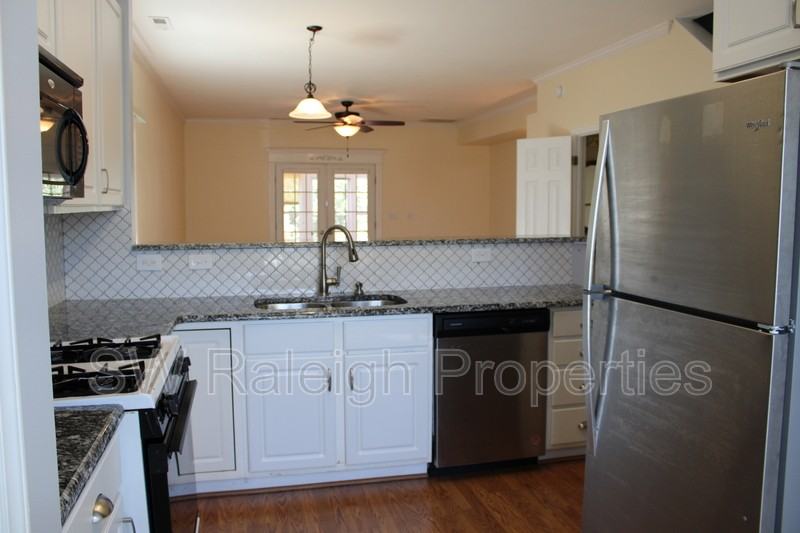 5343 Cog Hill Ct - Photo 5 of 31