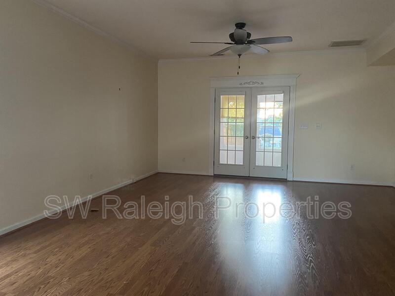 5343 Cog Hill Ct - Photo 7 of 31