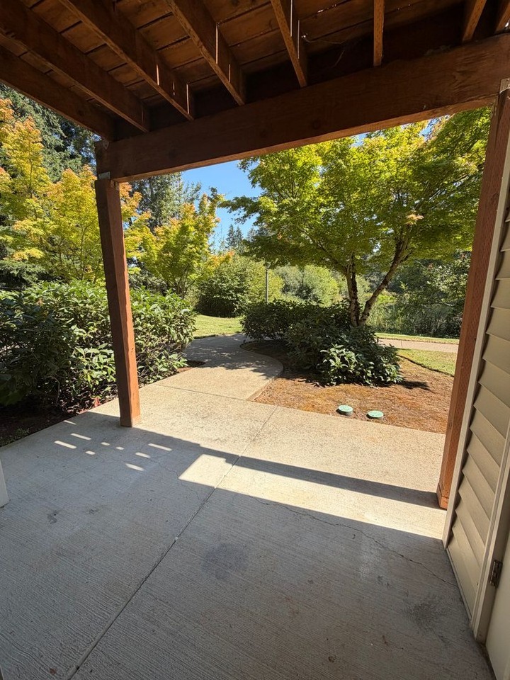 Lakeside Living at The Apartments at Cinnamon Lakes - Photo 3 of 50