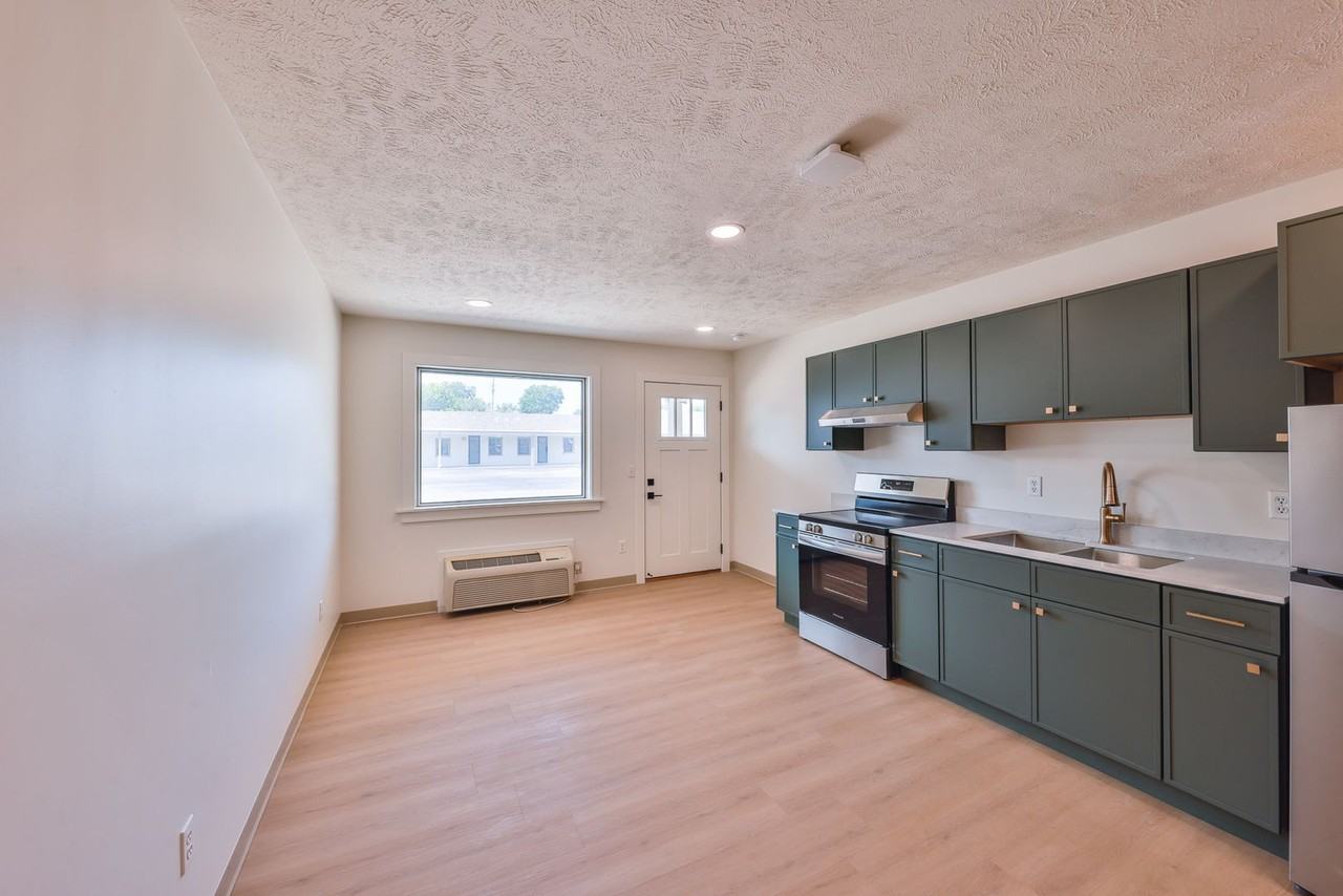 The Haven | All Utilities Included - Photo 5 of 17