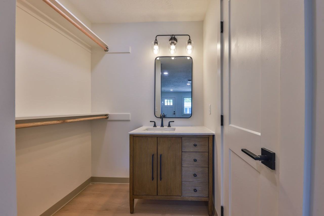 The Haven | All Utilities Included - Photo 6 of 17
