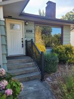 featured image of 2310 Walnut St