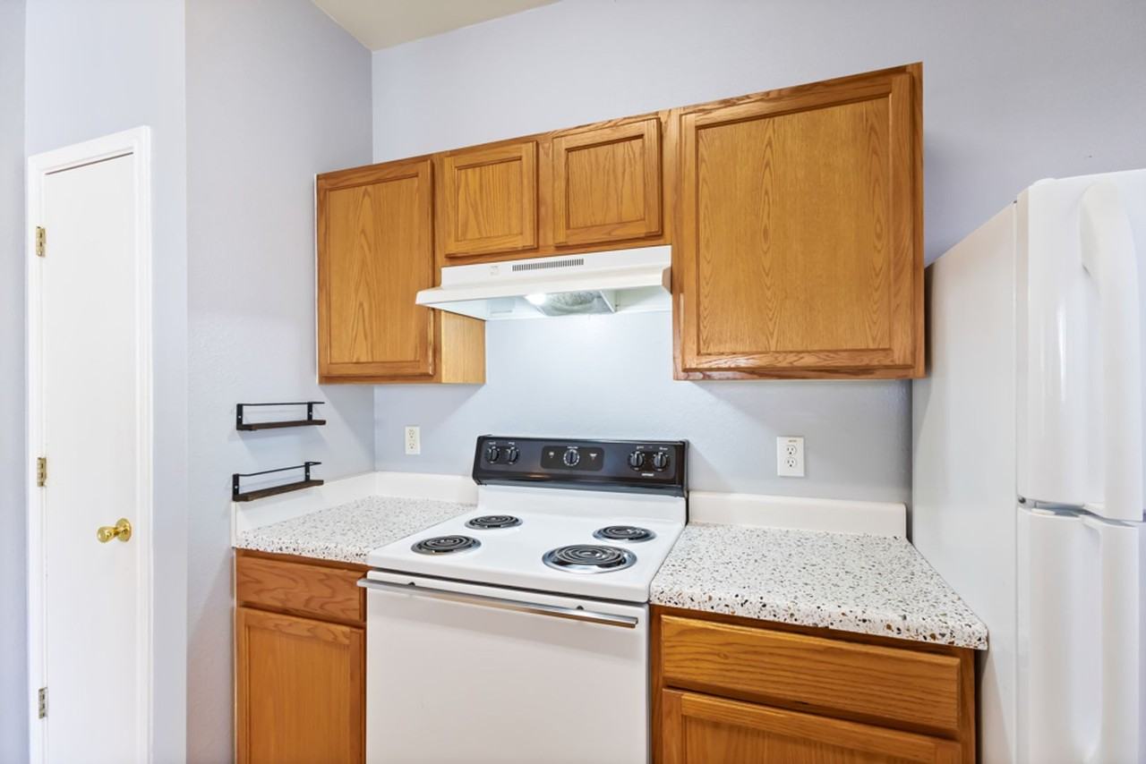 2735 Crown Holw - Photo 7 of 25