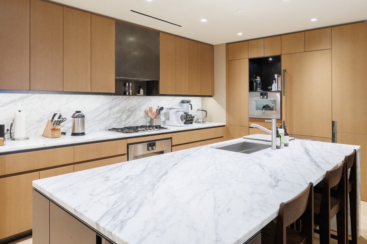 Cortland Condominium - Photo 2 of 50