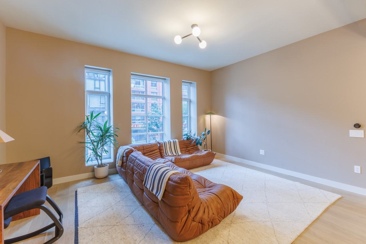 Cortland Condominium - Photo 6 of 50