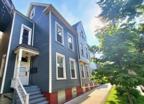1111 W Roscoe St #2 - Photo 1 of 1
