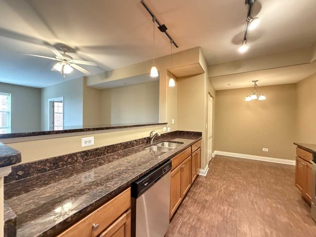 2 Itasca Pl #426 - Photo 4 of 21