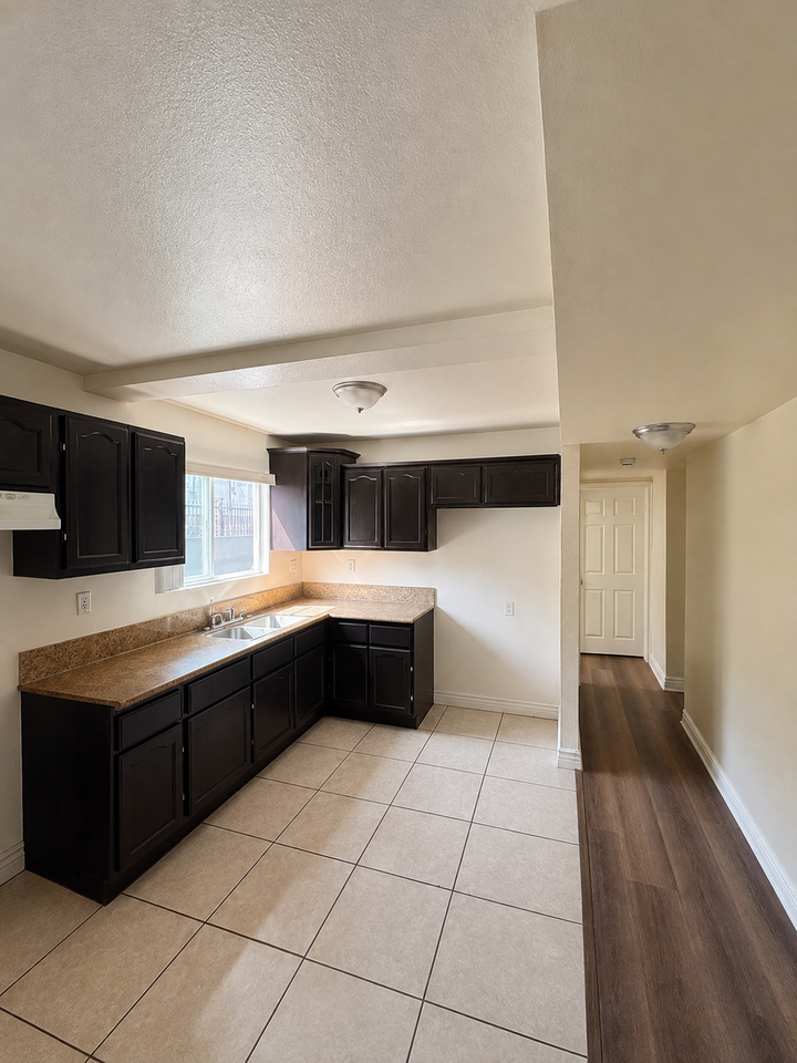 441 West 102nd Street - Photo 4 of 9