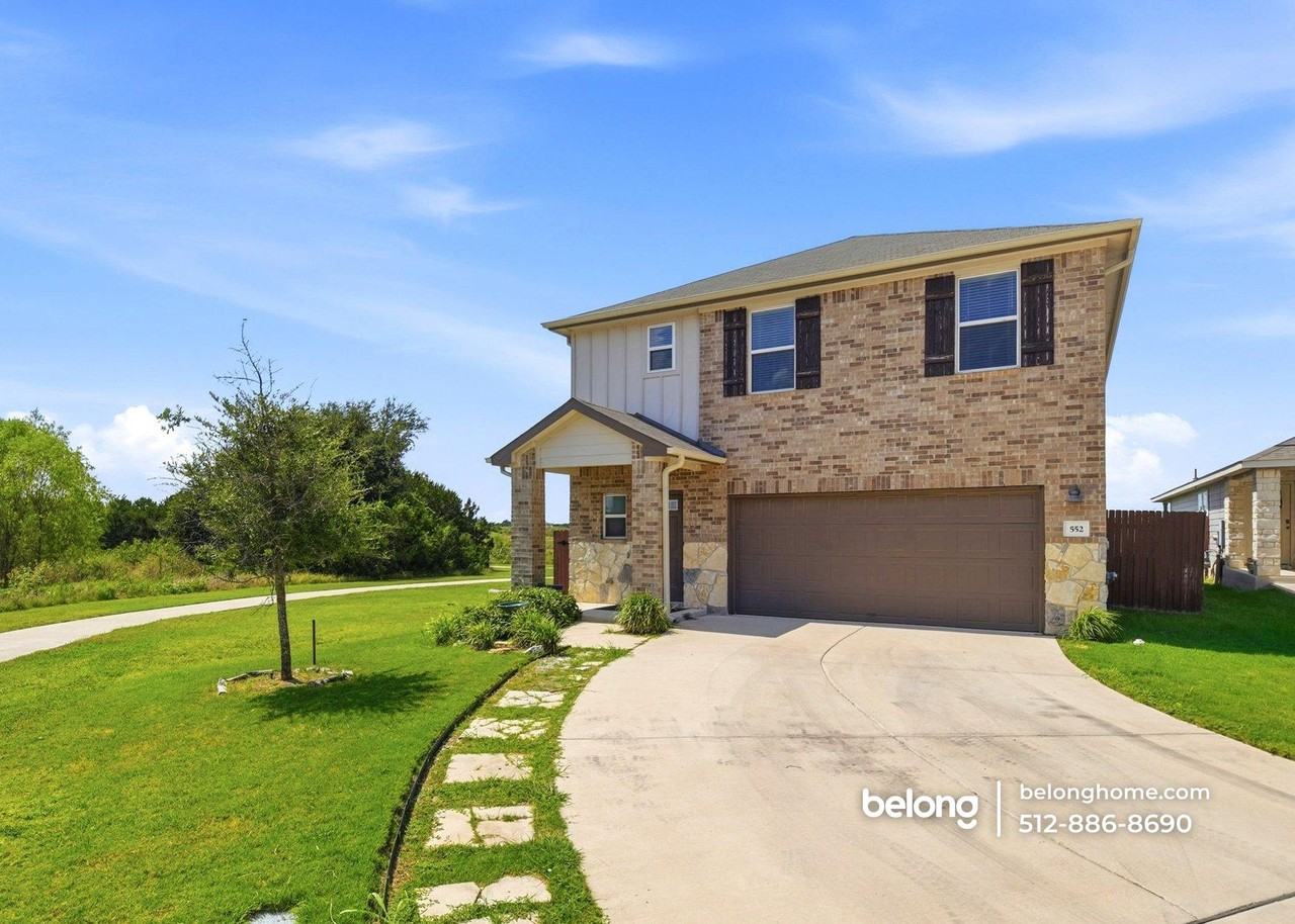 552 Longmount Cv - Photo 2 of 25