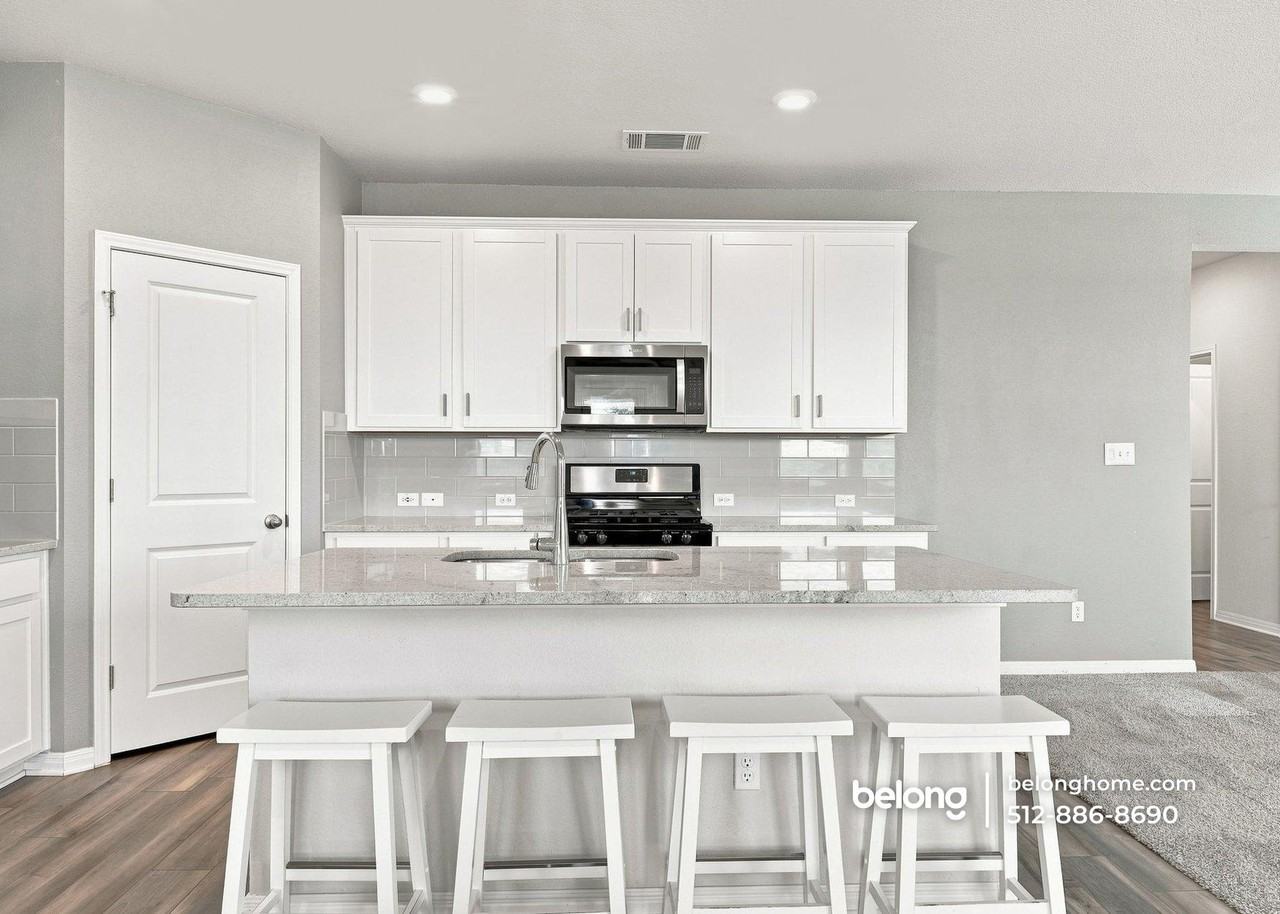 552 Longmount Cv - Photo 7 of 25