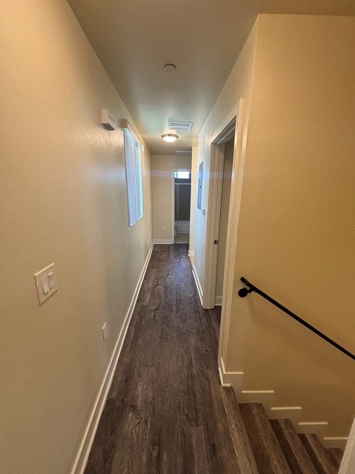624 West 51st Street - Photo 7 of 17