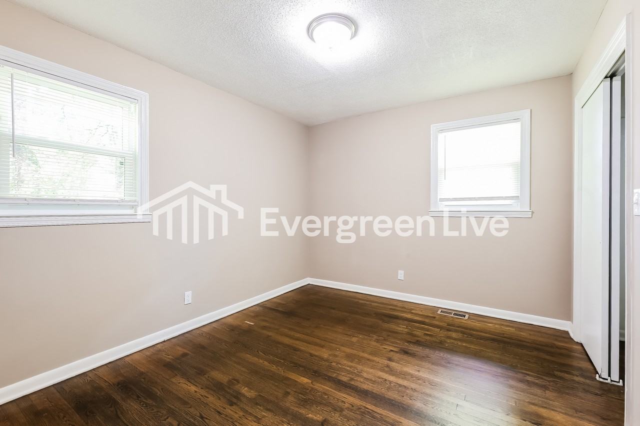 220 Cherry Hill Rd - Photo 6 of 15