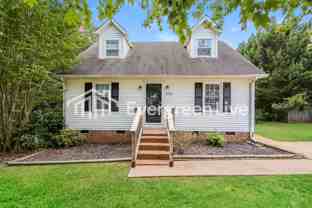 208 Maplewood Cir - Photo 1 of 1