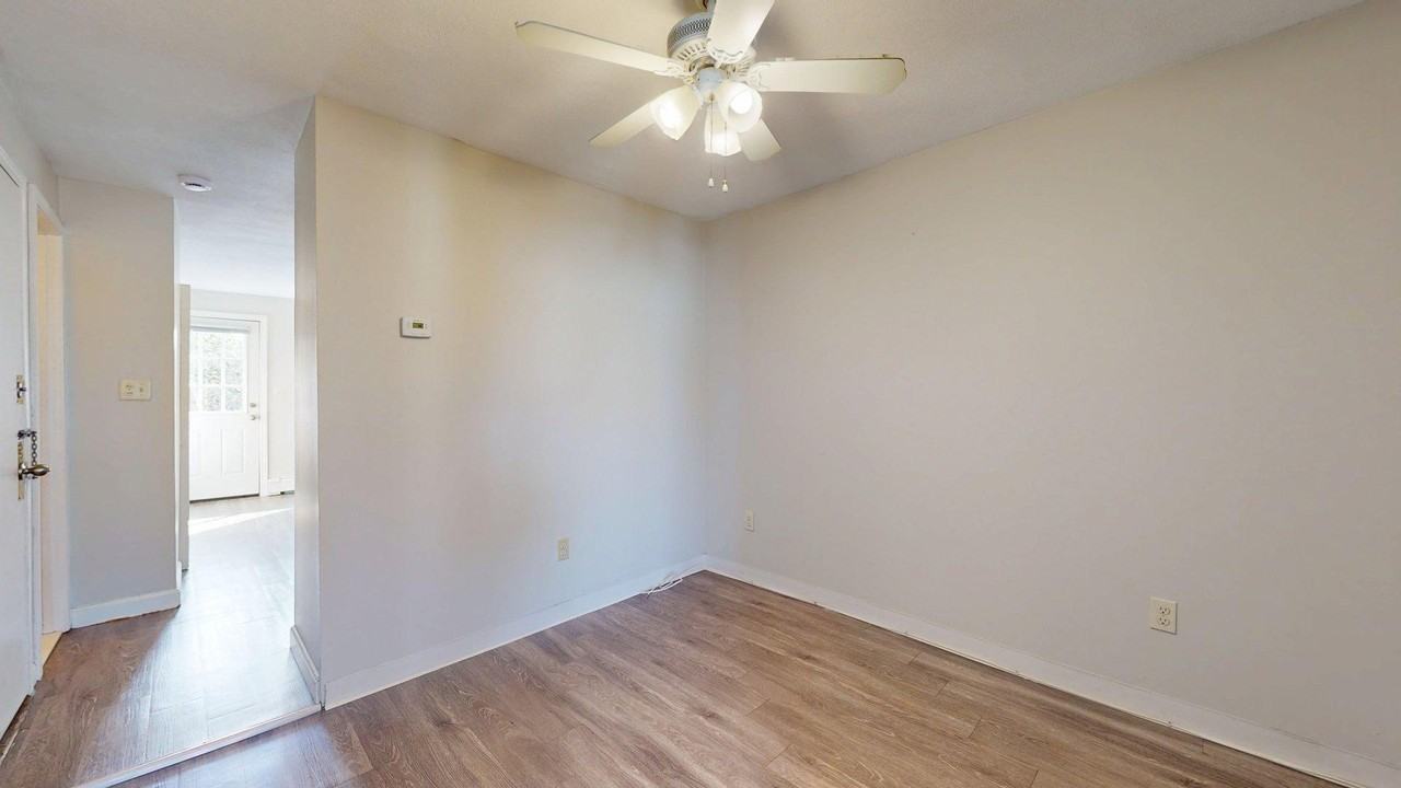 161 Bennington St #3 - Photo 5 of 16