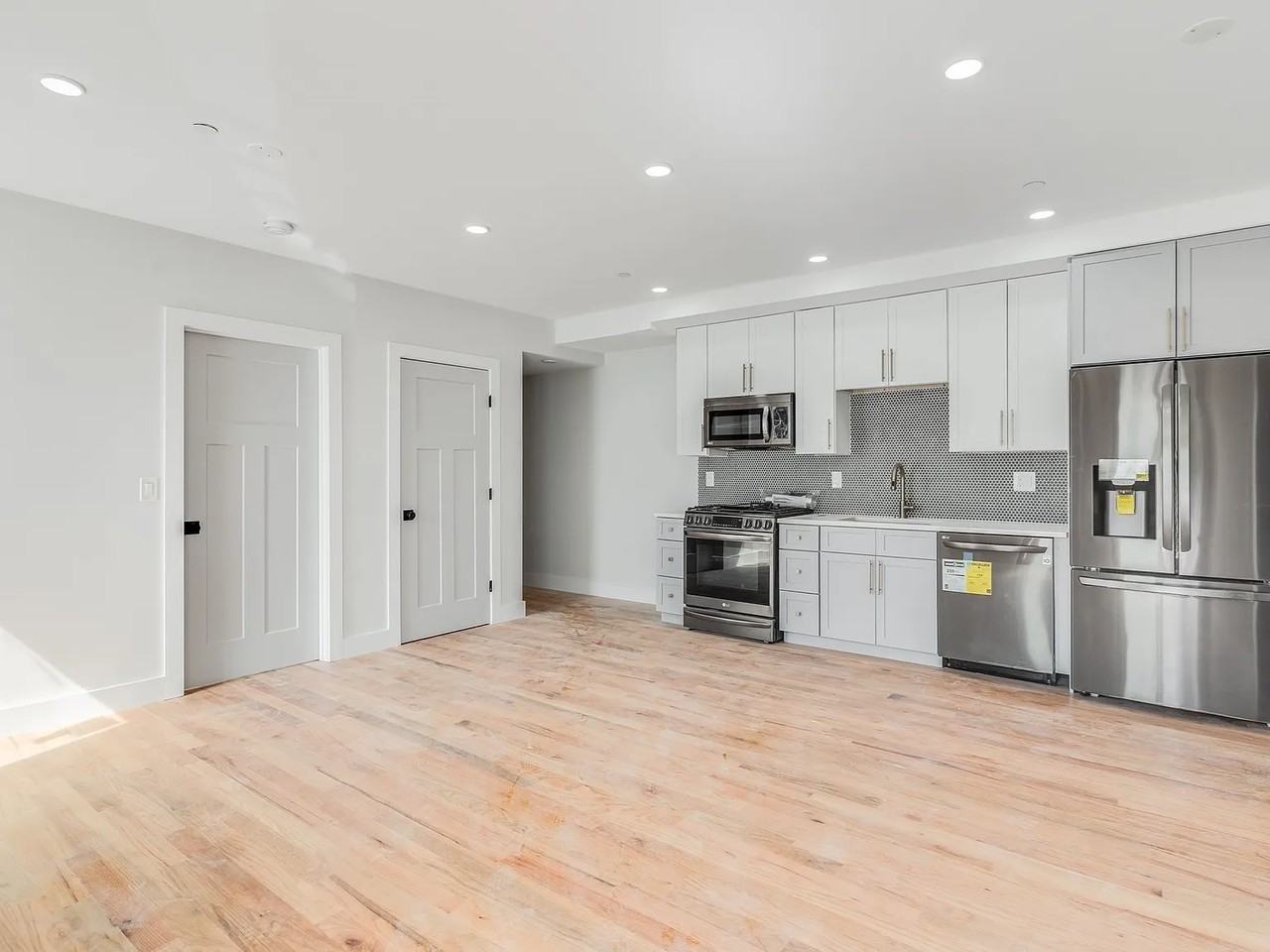 97 Condor St #5 - Photo 4 of 8