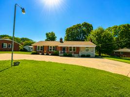 featured image of 303 Suber Rd