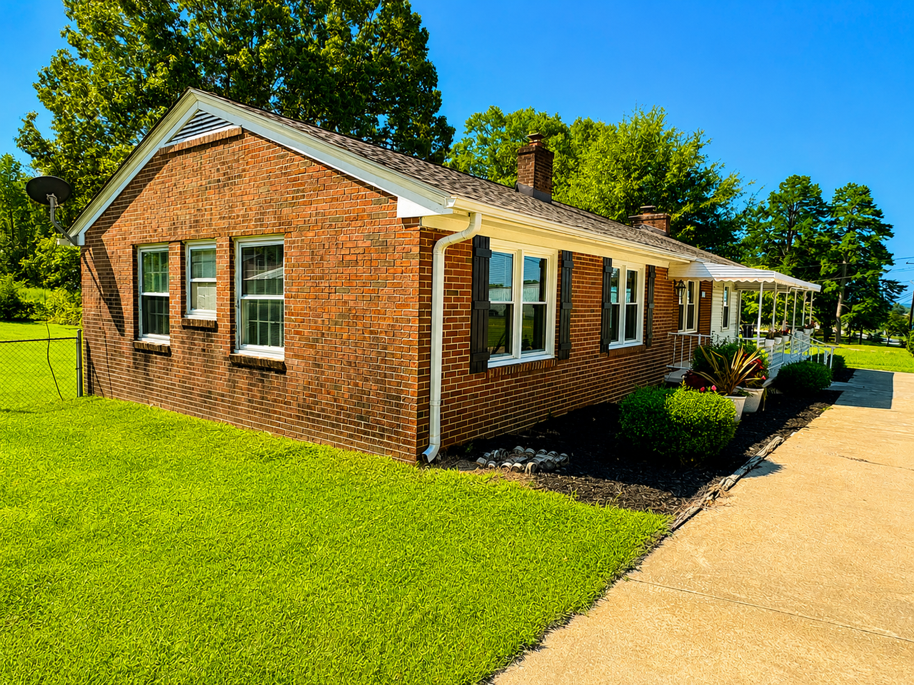 303 Suber Rd #303SUBERRD - Photo 3 of 38