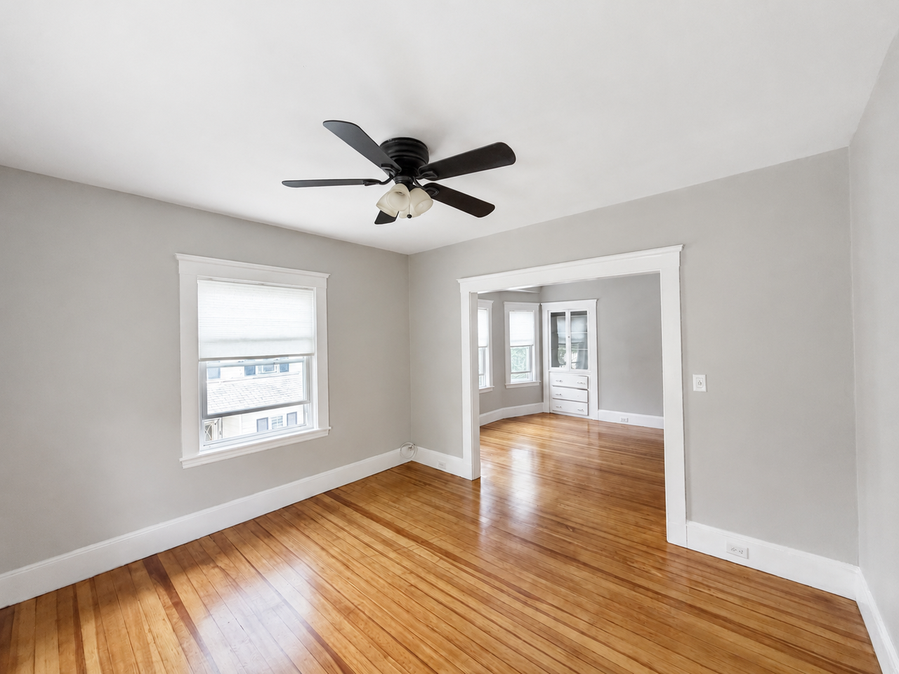 289 Southern Artery - Photo 4 of 11