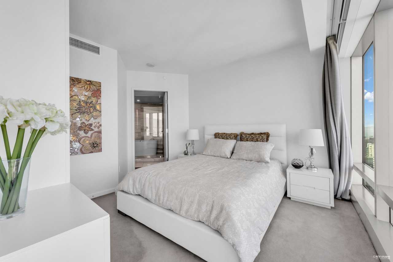 1151 West Georgia Street #4505 - Photo 2 of 10
