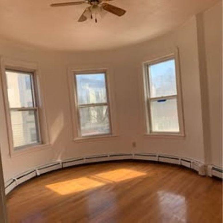 163 Washington Street #2 - Photo 5 of 9