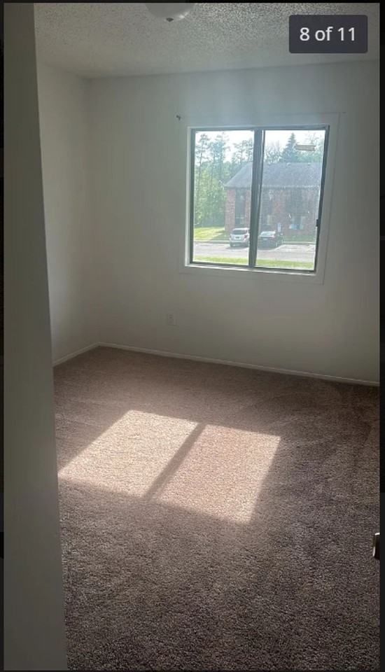 Garden Lane Apartments - Photo 4 of 11