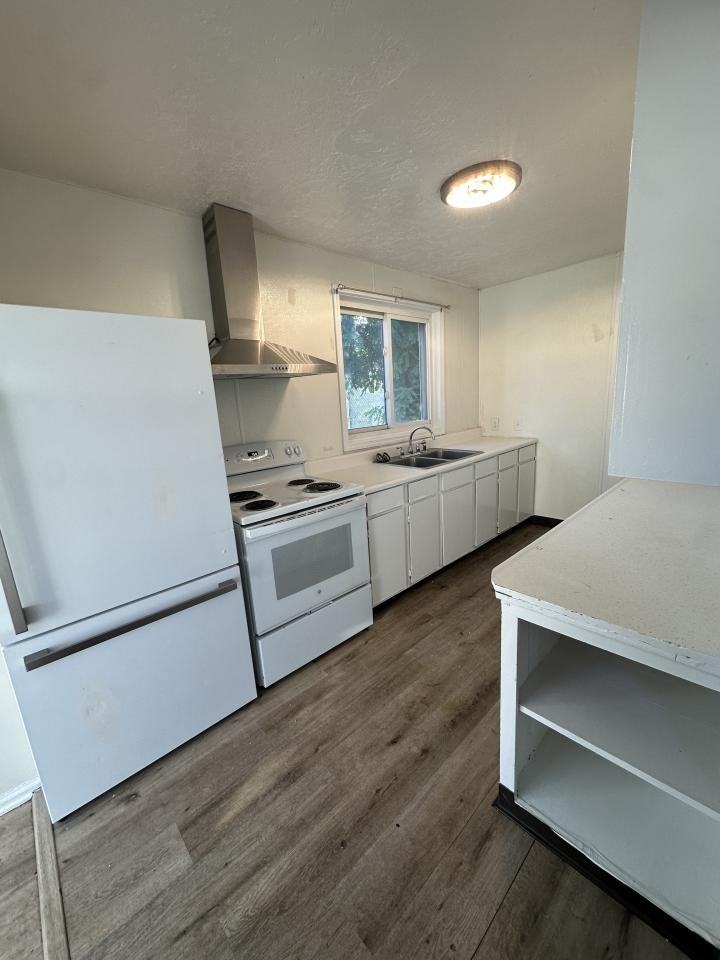 219 1/2 N 33rd St - Photo 4 of 7