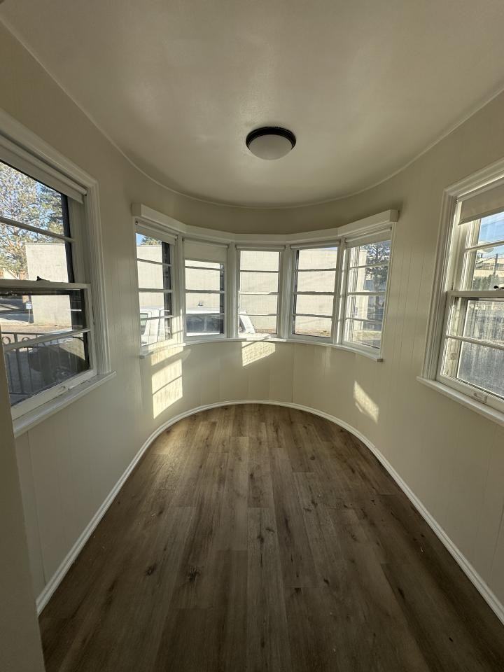 219 1/2 N 33rd St - Photo 5 of 7