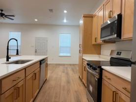 6800 Oak Crest Dr W - Photo 1 of 1
