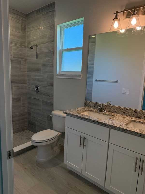 121 Carillo St Ne - Photo 6 of 24