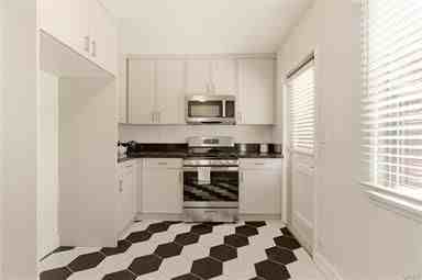2151 Euclid Ave - Photo 3 of 3
